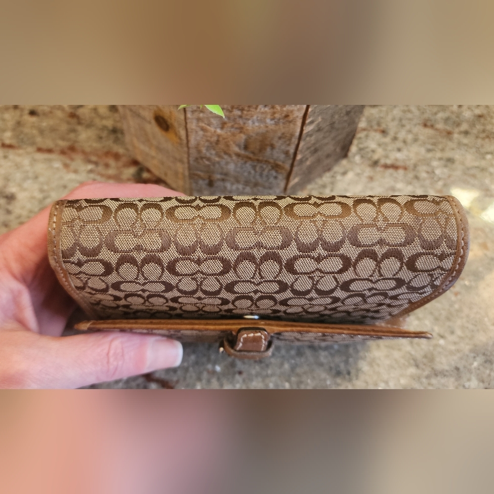 Brown Patterned Wallet - Picture 4 of 6
